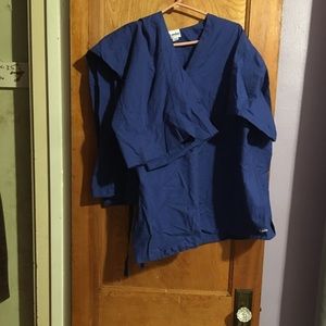 Landau blue 3x scrub set